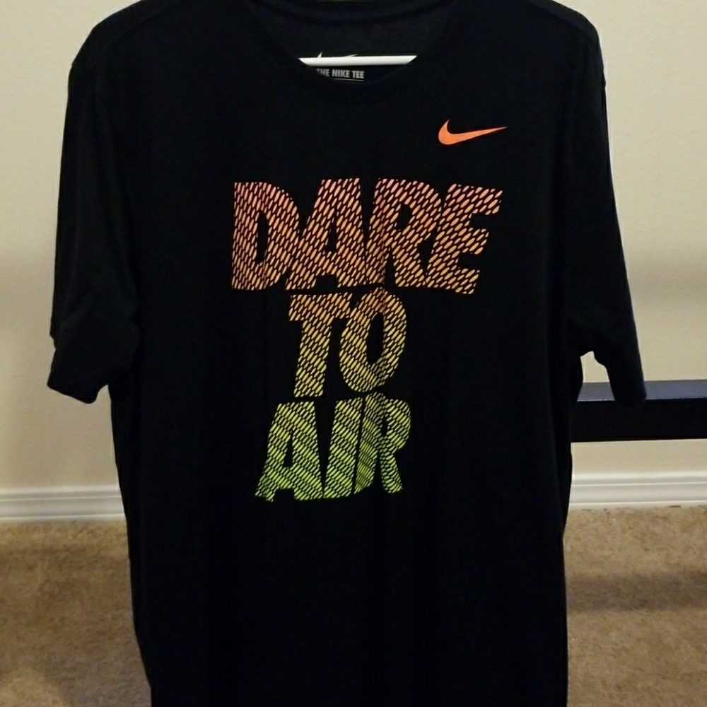 Nike t-shirt